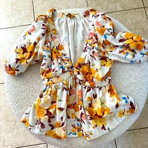 Med Abercrombie and fitch peplum shirt.